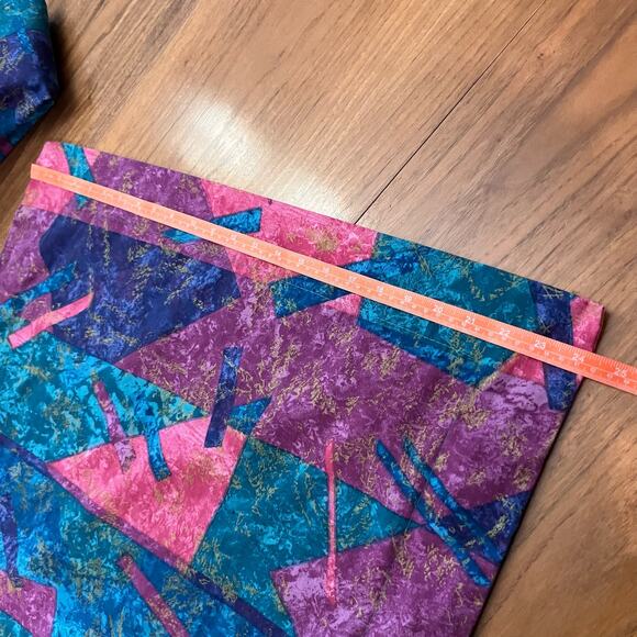 Retro Geometric Pillow Shams 2 Standard Gold Metallic - Picture 8 of 8